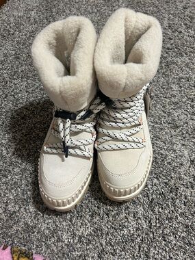Palladium Cream Lace-Up Shearling Trim Winter Boots